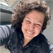 Profesora de biología, ciencias naturales y con disposición para el apoyo educativo en general.